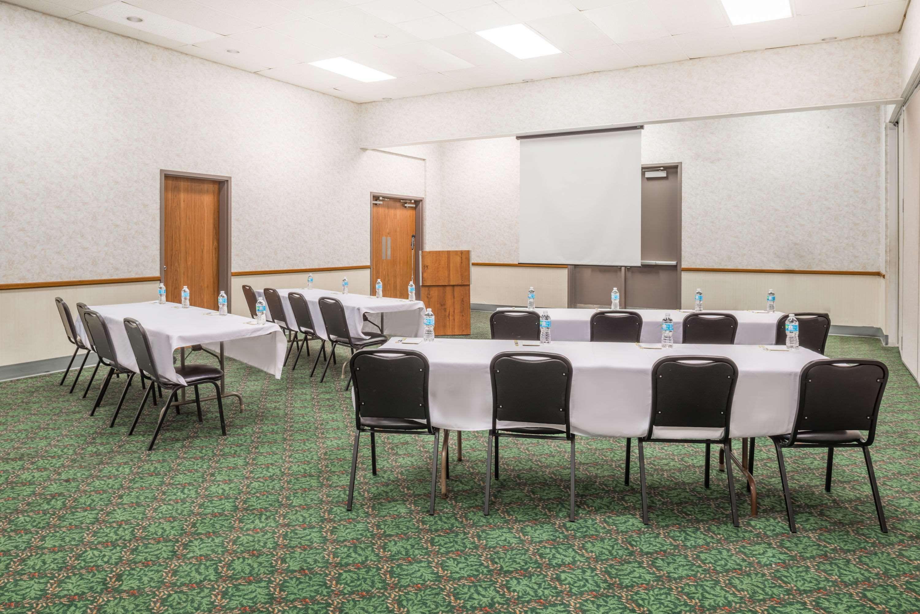 Days Inn By Wyndham Kirksville Ngoại thất bức ảnh